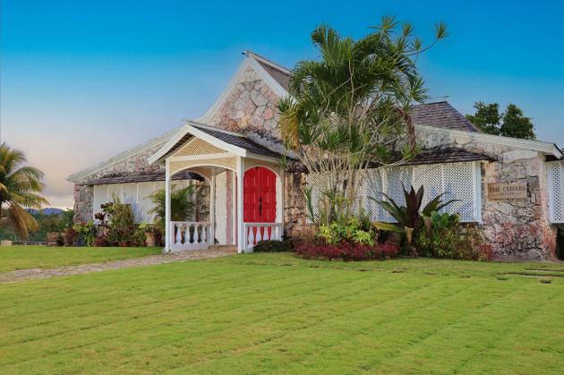 The Cedars Estate front lawn and villa | Credit: GM Realty Jamaica