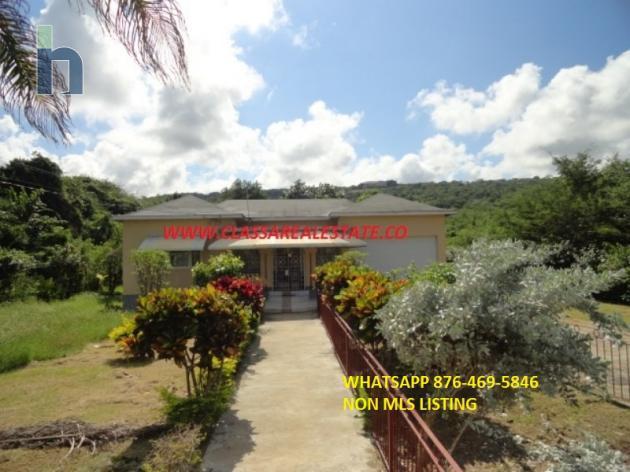 Photo #1 of 18 - Property For Rent at GREENWOOD..TORTUGA DRIVE , Greenwood, St. James, Jamaica. House with 3 bedrooms and 3 bathrooms at JMD $80,000. #219.
