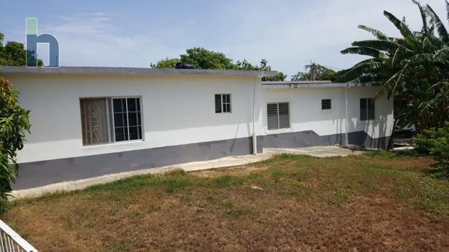 Photo #2 of 4 - Property For Sale at SALT MARSH, Salt Marsh, Trelawny, Jamaica. House with 3 bedrooms and 3 bathrooms at JMD $27,000,000. #284.