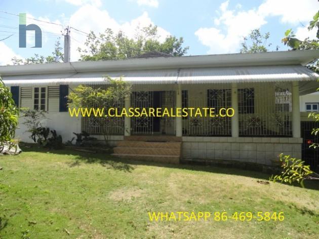 Photo #1 of 20 - Property For Sale at IRWIN AREA, Irwin, St. James, Jamaica. House with 6 bedrooms and 5 bathrooms at JMD $22,000,000. #372.