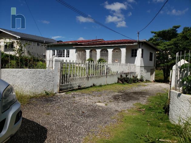 Photo #1 of 12 - Property For Sale at Rosedale Drive, Mandeville P.O., Brumalia, Manchester, Jamaica. House with 3 bedrooms and 3 bathrooms at JMD $35,000,000. #548.