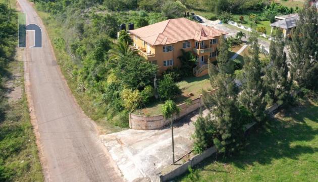 Photo #12 of 12 - Property For Sale at Hudson Court, Knockpatrick, Manchester, Jamaica. House with 5 bedrooms and 4 bathrooms at JMD $25,500,000. #567.