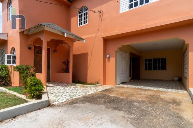 Photo #2 of 19 - Property For Sale at 185 Wilson Drive, Keystone, Spanish Town, St. Catherine, Jamaica. House with 4 bedrooms and 4 bathrooms at JMD $31,500,000. #603.