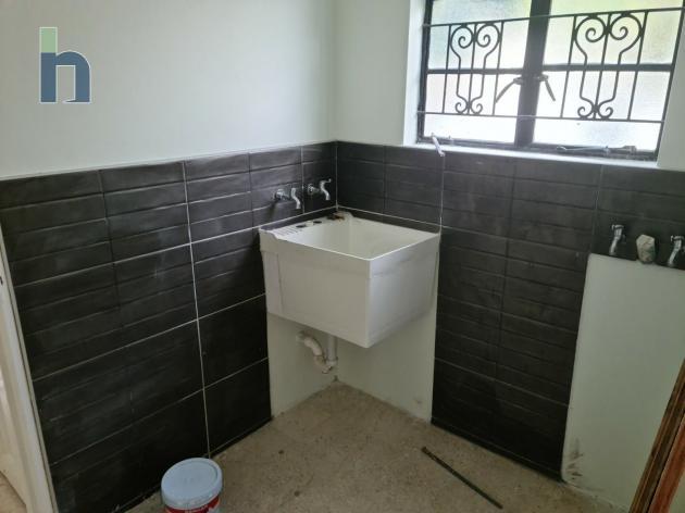 Photo #2 of 6 - Property For Rent at call for directions, Kingston 6, Hope Pastures, Kingston & St. Andrew, Jamaica. House with 6 bedrooms and 4 bathrooms at JMD $300,000. #638.