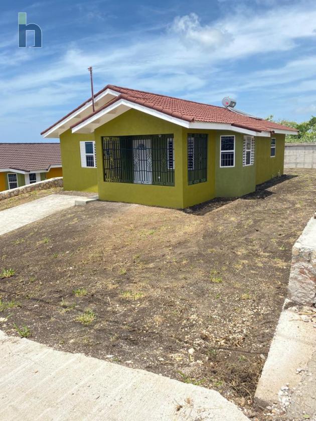 Photo #1 of 19 - Property For Rent at 503 Stonebrook Manor, Florence Hall, Trelawny, Jamaica. House with 2 bedrooms and 2 bathrooms at USD $750. #691.